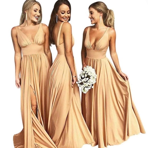 Elegant Gold Evening Gown - Picture 5 of 10